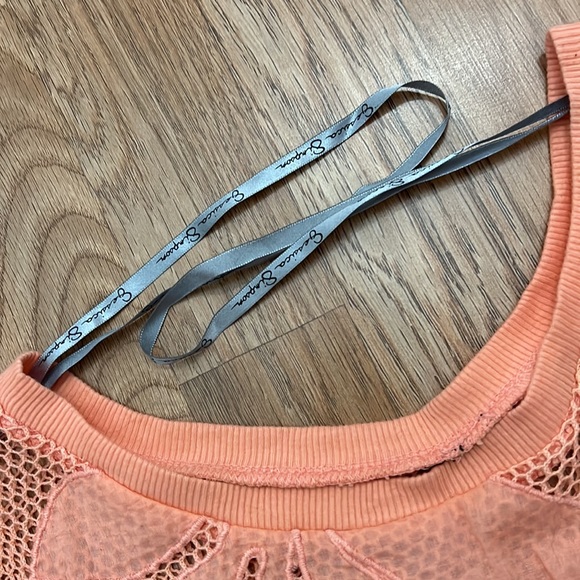 Fishnet Top NWOT - Picture 4 of 9